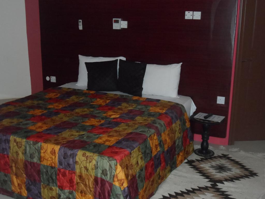 Legacy Tribe Beach Resort Prampram Exteriör bild