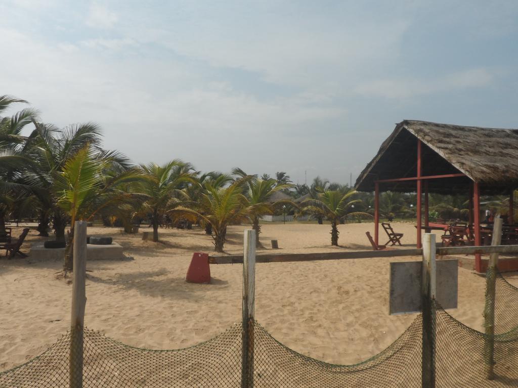 Legacy Tribe Beach Resort Prampram Exteriör bild
