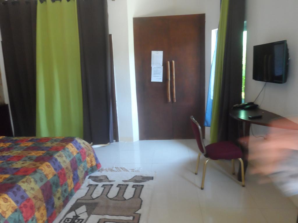 Legacy Tribe Beach Resort Prampram Exteriör bild