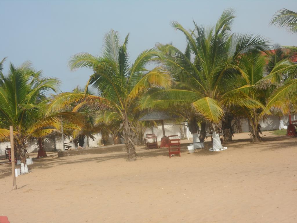 Legacy Tribe Beach Resort Prampram Exteriör bild