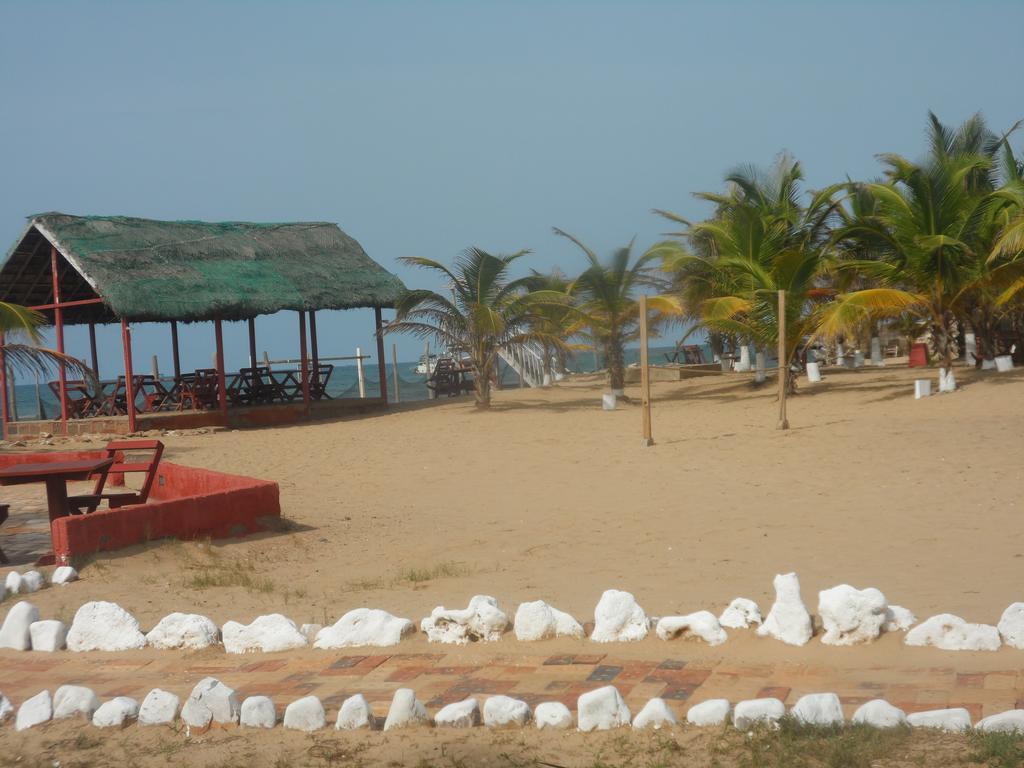 Legacy Tribe Beach Resort Prampram Exteriör bild